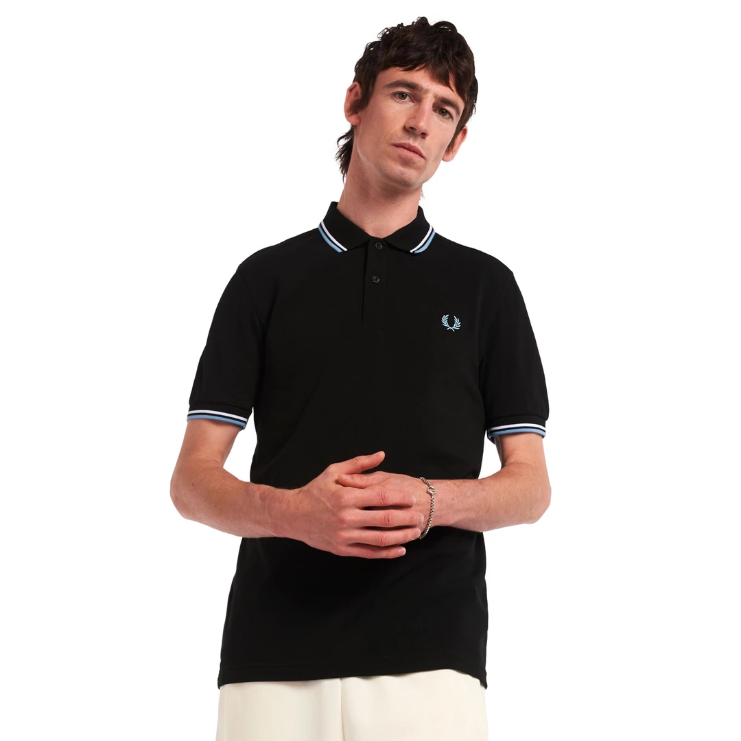 Apparel FRED PERRY TWIN TIPPED POLO SHIRT BLK/WHT/SKY 4 Apparel FRED PERRY TWIN TIPPED POLO SHIRT BLK/WHT/SKY