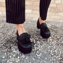 T.U.K. TUKSKIN FRINGE LOAFER PLATFORMS BLACK Footwear