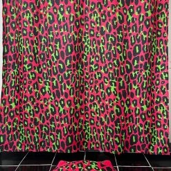 SOURPUSS LEOPARD CAT BATH MAT PINK Haunted Homewares 5 SOURPUSS LEOPARD CAT BATH MAT PINK Haunted Homewares