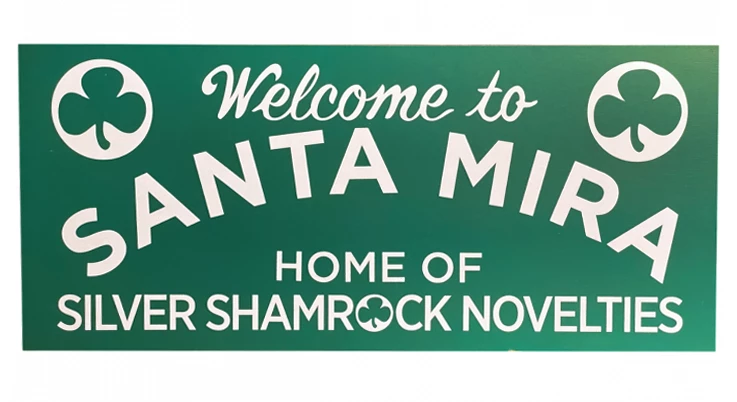 Homewares TRICK OR TREAT STUDIOS HALLOWEEN III: SEASON OF THE WITCH SANTA MIRA WOOD SIGN 3 Homewares TRICK OR TREAT STUDIOS HALLOWEEN III: SEASON OF THE WITCH SANTA MIRA WOOD SIGN