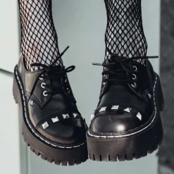 T.U.K. ANARCHIC SPIKED DINO GIBSON SHOE